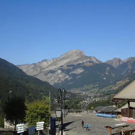 Confort Et Modernite: 60m² Pour 4 Personnes Avec Balcon, Wifi, Proche Du Centre Et Pistes. - Fr-1-198-164 Apartment *
